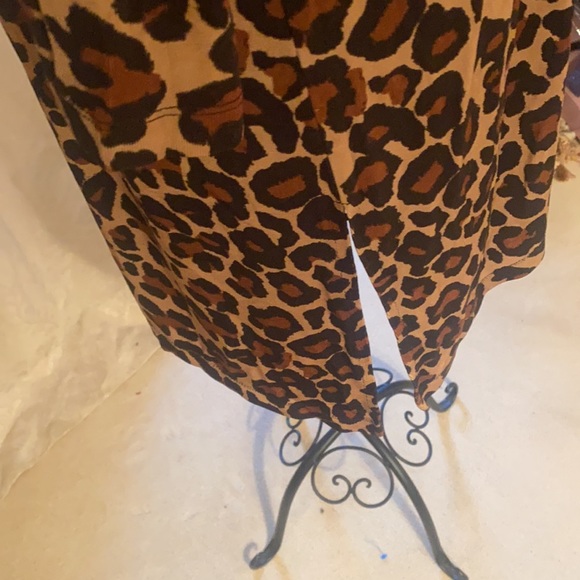 Top - Picture 4 of 6